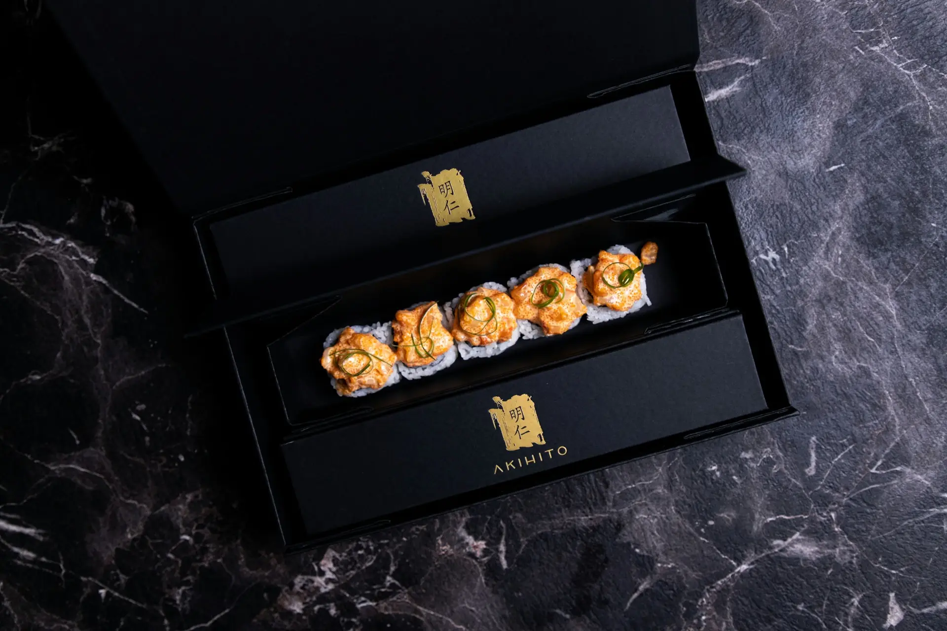 Uramaki in Akihito box